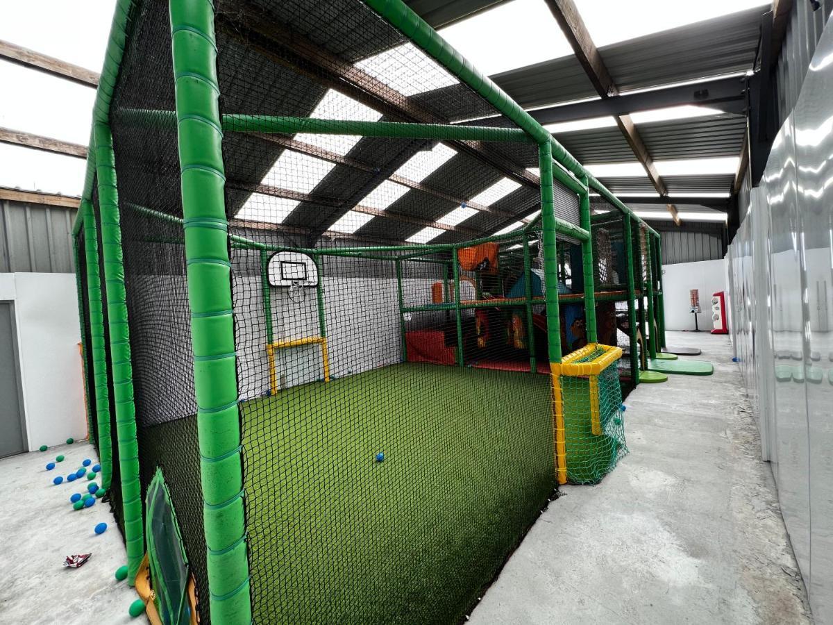 Jungle House No.26 At Three Lochs Holiday Park Нютън Стюарт Екстериор снимка